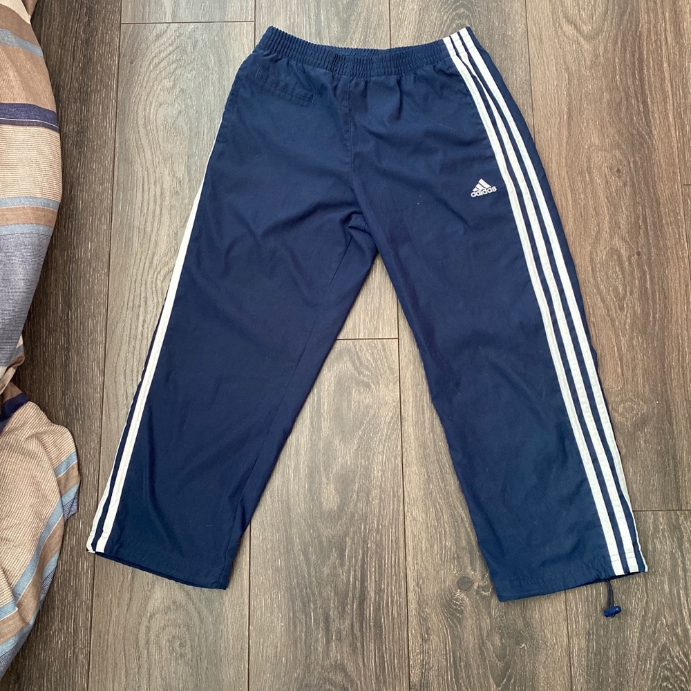 Adidas Capri pants size small color dark blue